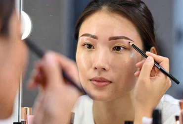 亚洲女性使用眉笔 - 化妆品新原料(NCI)备案申报